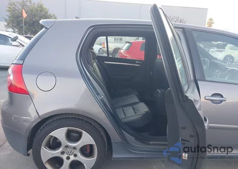 2008 Volkswagen Gti 4-Door z USA, uszkodzony, nr VIN WVWHV71K18W234492